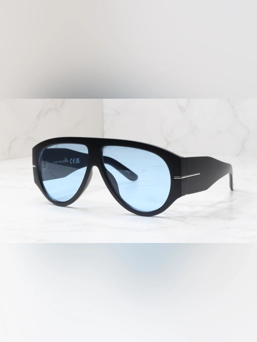 Classic Thick Aviator Sunglasses - Sleek Shades